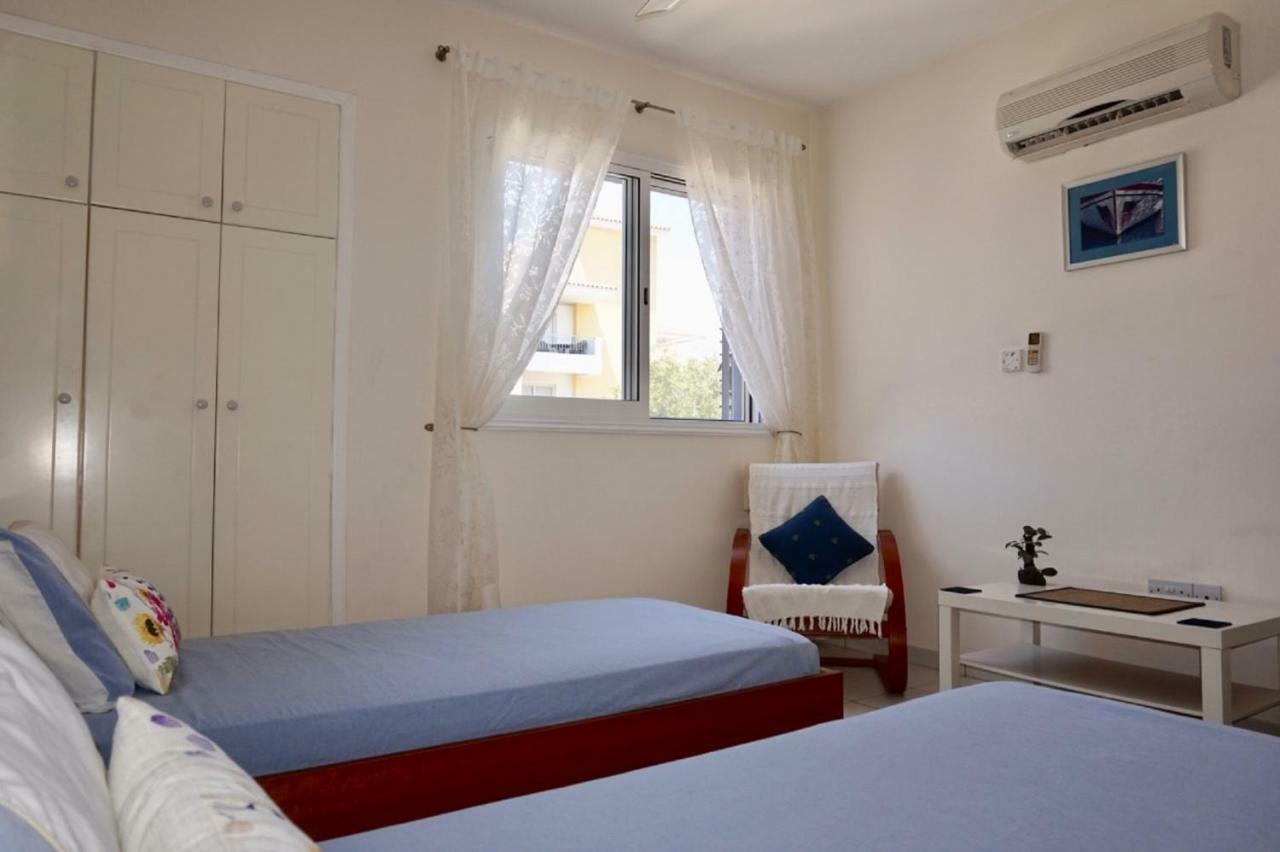 Aurora Townhouse - Complimentary Paphos Airport Transport Villa Eksteriør billede